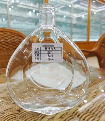 Transparent 500ml 700ml 750ml XO Brandy Glass Bottles with Round Shape Collar