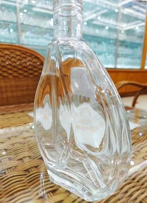 Transparent 500ml 700ml 750ml XO Brandy Glass Bottles with Round Shape Collar