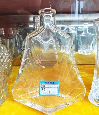 Empty Transparent 500ml 700ml 750ml XO Brandy Glass Bottles Acceptable Customer's Logo