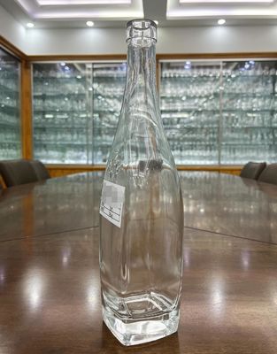 Brandy XO Luxury Cognac Glass Bottle 700ml Directly Produced with Glass Base Material