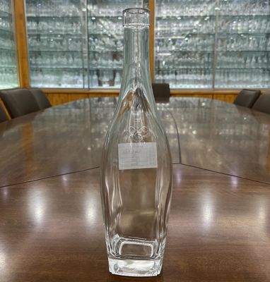 Brandy XO Luxury Cognac Glass Bottle 700ml Directly Produced with Glass Base Material