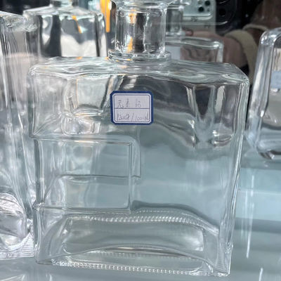 500ml 750ml 1000ml Flint Glass Vodka Brandy Bottle Custom Spirit Vodka Glass Bottle