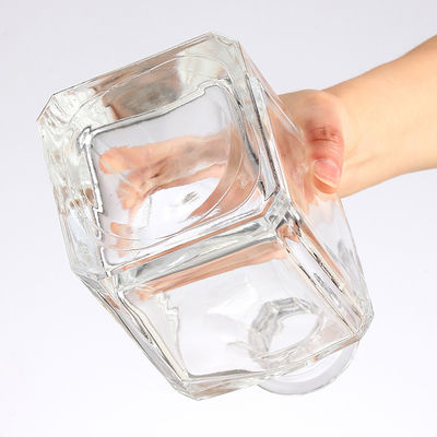 250ml Glass Bottle for Beverage Square Design Base Material Glass Industrial Beverage