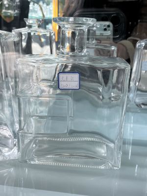 100ml 200ml 375ml 500ml 750ml 1000ml Clear Glass Bottle for Whiskey Vodka Brandy Gin