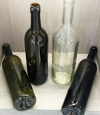 Industrial Beverage 750ml Clear Round Bordeaux Red Fruit Wine Bottles with Cork Caps