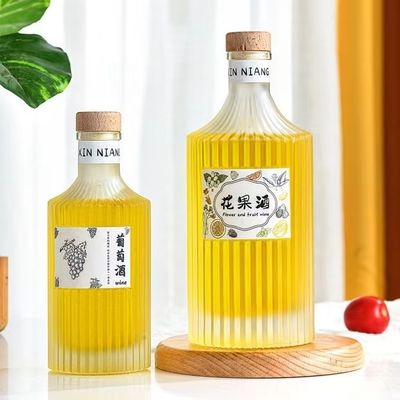 Logo Customization Acceptable Glass Bottle for Rum Vodka Whisky Tequila