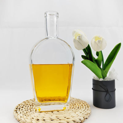 Eco-friendly Glass Body 750ml Glass Wine Bottle with Lid in Unique Design Shape