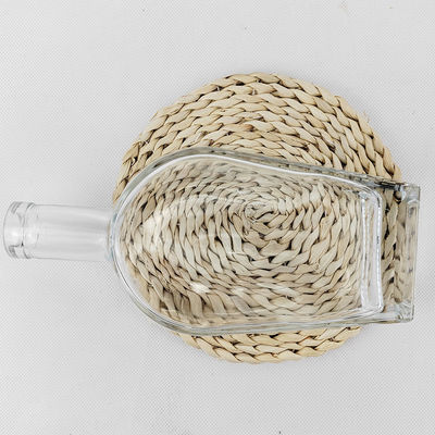 Eco-friendly Glass Body 750ml Glass Wine Bottle with Lid in Unique Design Shape