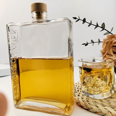 200ml Transparent Whiskey Glass Bottle with Lid The Newest Flat Bottom Square Design