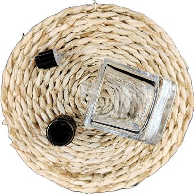 100ml 50ml Square Perfume Glass Bottle with Mist Sprayer Acid Etch Surface Handling