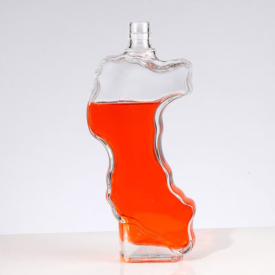 Unique Cocktail Glass Vodka Bottle 750ml Capacity Customized for Wine Enthusiasts