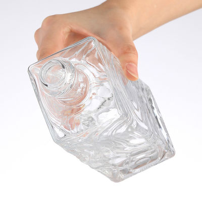 Embossed Square Wine Glass Bottle With Glass Lid Wine Hot stamping Water wave pattern