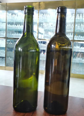 Customized 1000ml Glass Bottles for Vodka XO Tequila and Red Wine Cork Sealing Type