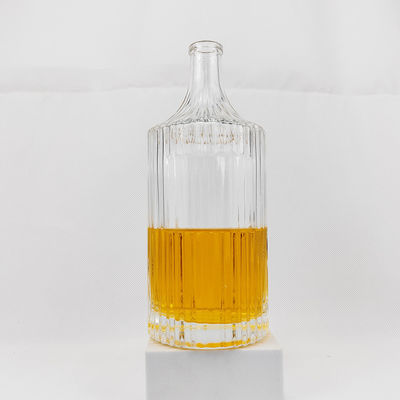 High White Glass Material Custom Color Clear 750ML Whisky Whiskey Glass Decanter Bottle